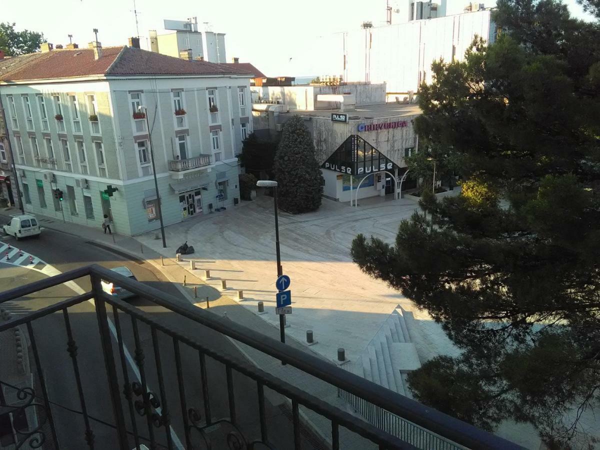 Apartment Sandra 2+2 *** Crikvenica Esterno foto