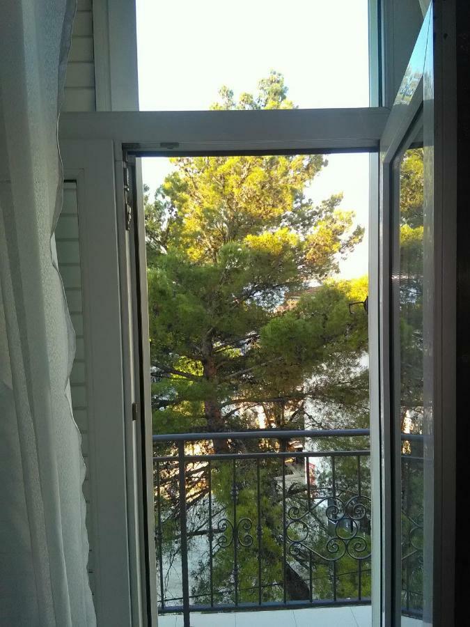 Apartment Sandra 2+2 *** Crikvenica Esterno foto