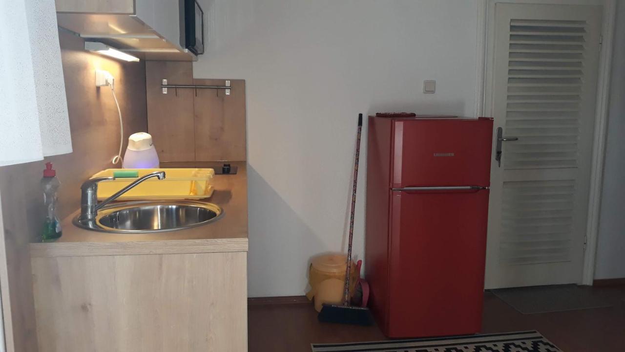 Apartment Sandra 2+2 *** Crikvenica Esterno foto